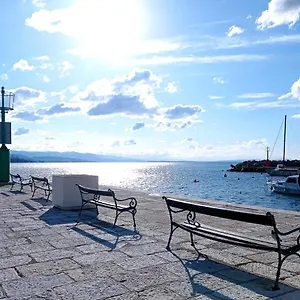 Surf By The Sea Opatija